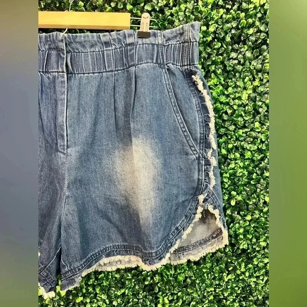 Boutique Denim Shorts - 3X NWT - Picture 4 of 9